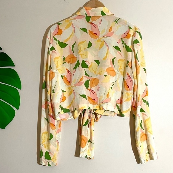 Rhythm. Ivy Long Sleeve Tie Front Crop Top - Picture 8 of 10